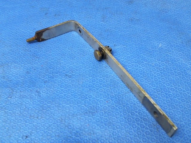 2-715-2 Champion 7ECA Citabria - CONTROL ARM - THROTTLE