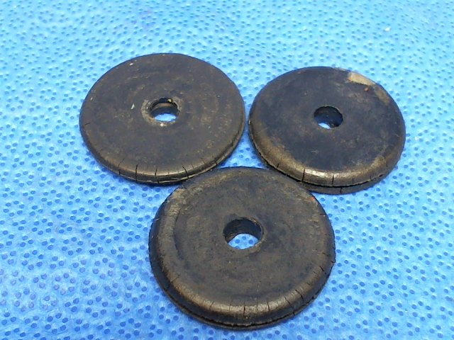 AN931-4-16 Champion 7ECA Citabria - Qty (3) GROMMENT(RUBBER)