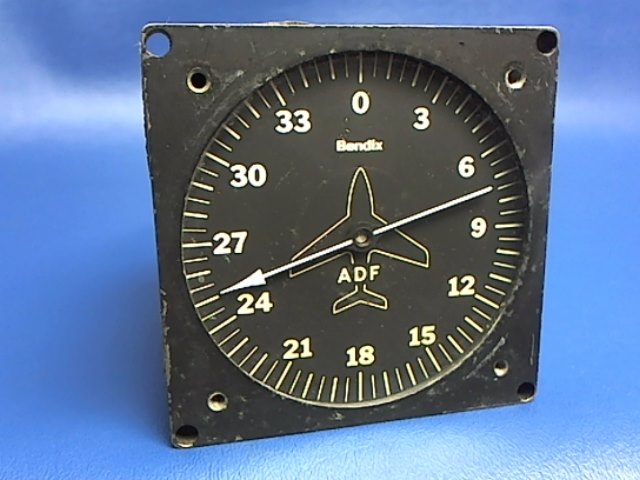 1U027-01 Bendix King - ADF Indicator Model 551A
