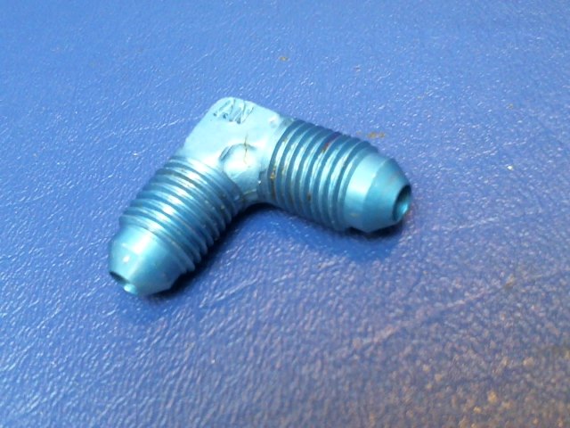 458 881 Piper - ELBOW - (AN821-4D)
