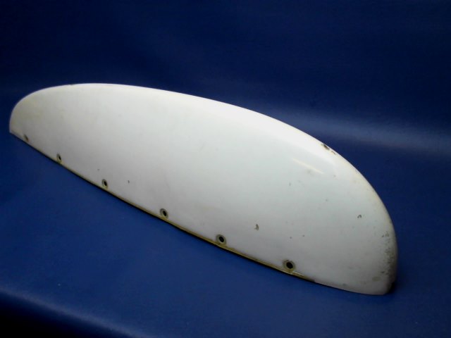 63584-10 Piper - TIP-Stabilator FAIRING (Cracked- Plastic)