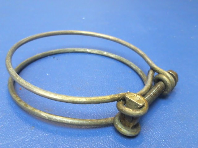 554 882 Piper - CLAMP HOSE (SAE TY A-2 9/16)