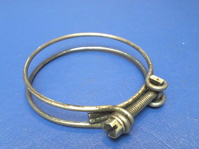 554 882 Piper - CLAMP HOSE (SAE TY A-2 9/16)