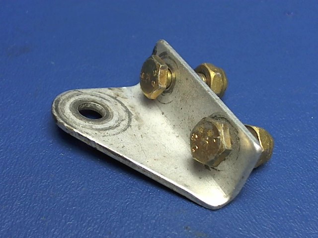 0510205-3 Cessna - BRACKET-SAFETY BELT ATTACHMENT LH OUTBD or RH INBD