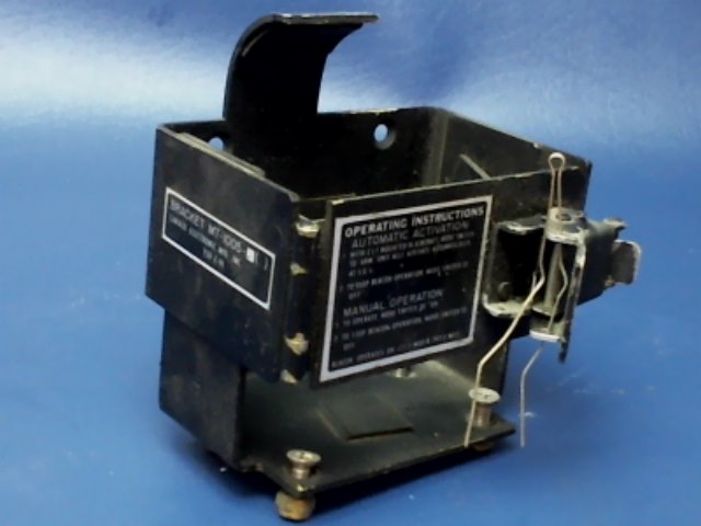 MT-1005 1 - BRACKET-ELT