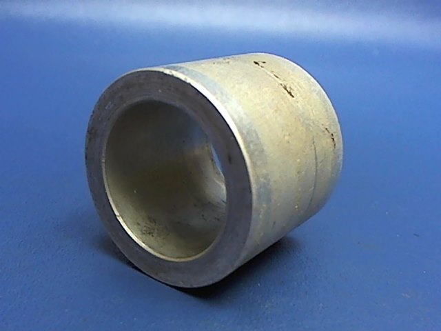 0543037-1 Cessna - SPACER-AXLE NOSE WHEEL