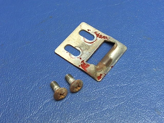 0311319-1 Cessna - PLATE STRIKE
