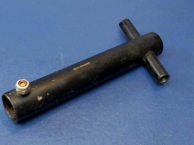0411307 Cessna - Arm - Rudder Bar