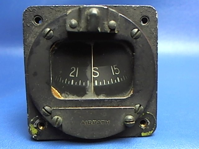 C660501-0201 Cessna - COMPASS w/ MOUNT (Whiskey Compass)