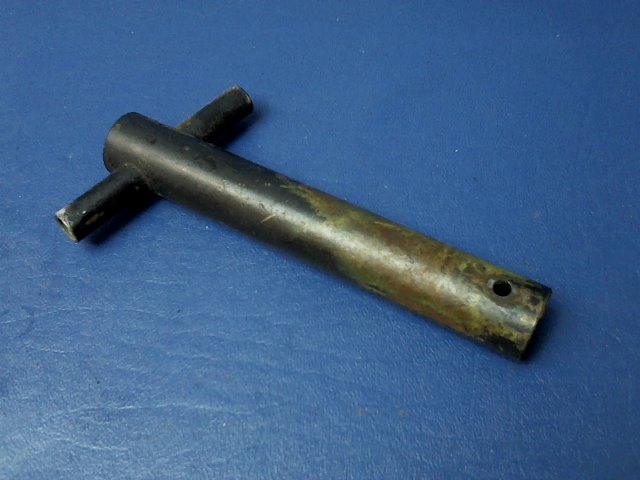 0411307 Cessna - Arm - Rudder Bar