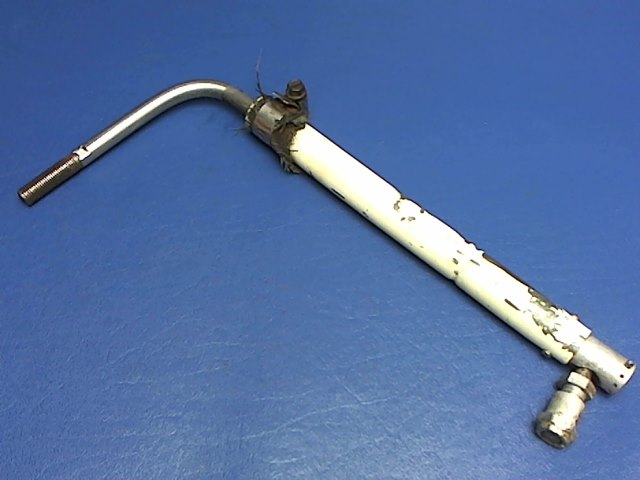 0543022-4 Cessna - Tube - Nose Gear Steering RH (CORE)