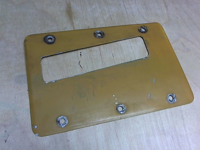0441024-2 Cessna - PLATE-LANDING GEAR FILLET RH