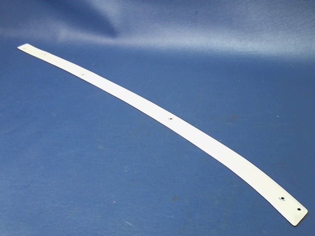 0414019-2 Cessna - RETAINER - DOORPOST SHIELD RH
