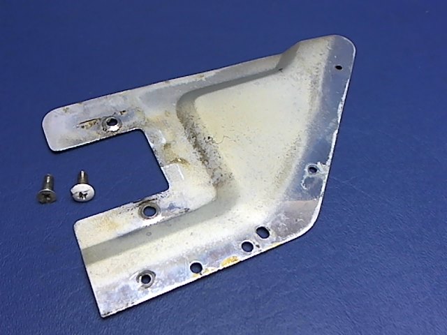 0413388-4 Cessna - HANDLE PLATE RH