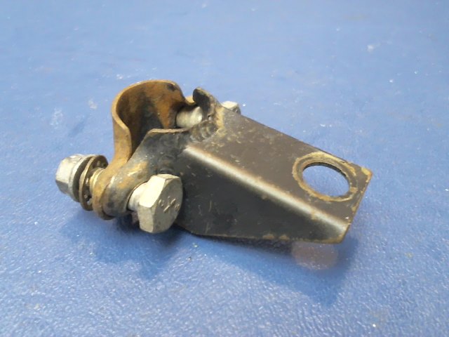0456002-1 Cessna - BRACKET