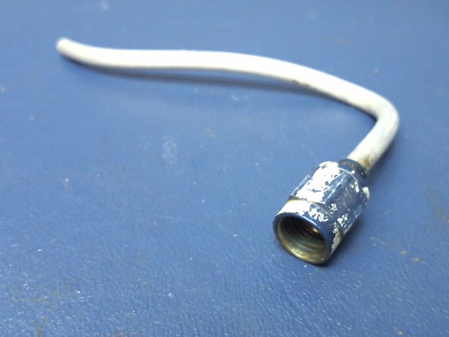 0400311-95 Cessna - LINE-STRAINER DRAIN