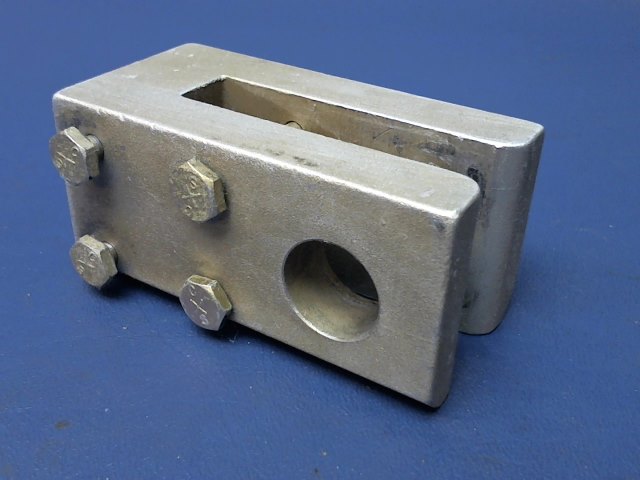 0512122 Cessna - BLOCK-FUSELAGE SPAR BEARING REAR