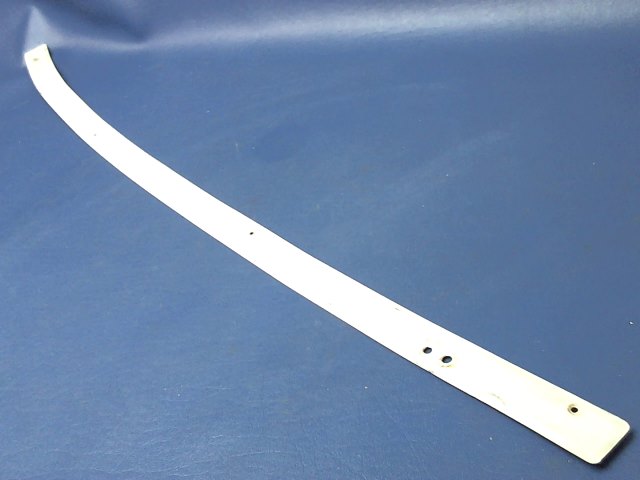 0414019-2 Cessna - RETAINER - DOORPOST SHIELD RH