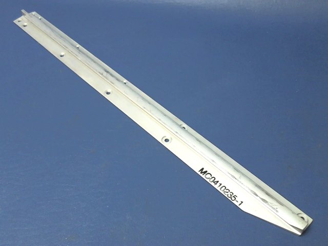 0410235-1 Cessna - SEAT RAIL- LH OUTBOARD
