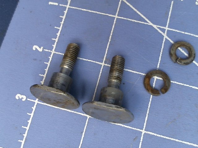 100-530448-7 Beechcraft - FOOT-CHAIR LEG (2)