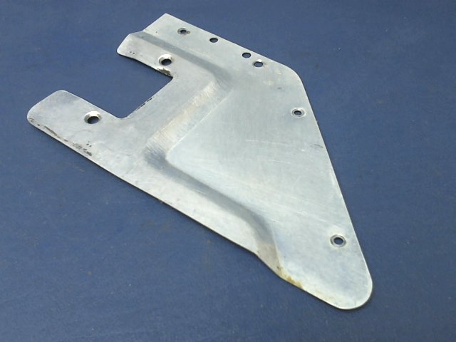 0413388-4 Cessna - HANDLE PLATE RH