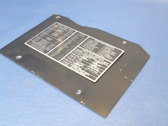 63950-04 Piper - COVER - Radio opening bottom with PLACARD