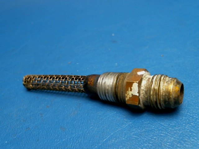 0422130 Cessna - STRAINER -FUEL TANK (FINGER)