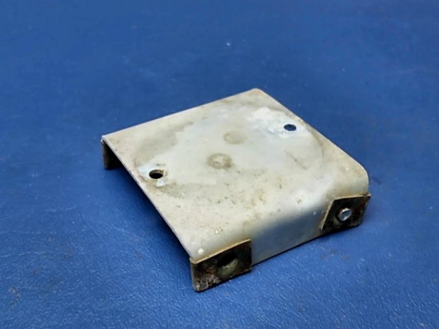 63515-00 Piper - BRACKET- Fin Antenna