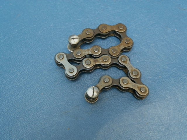 62858-03 Piper - CHAIN - 65 DIAMOND 1/8 ROLLER LENGTH 8.5