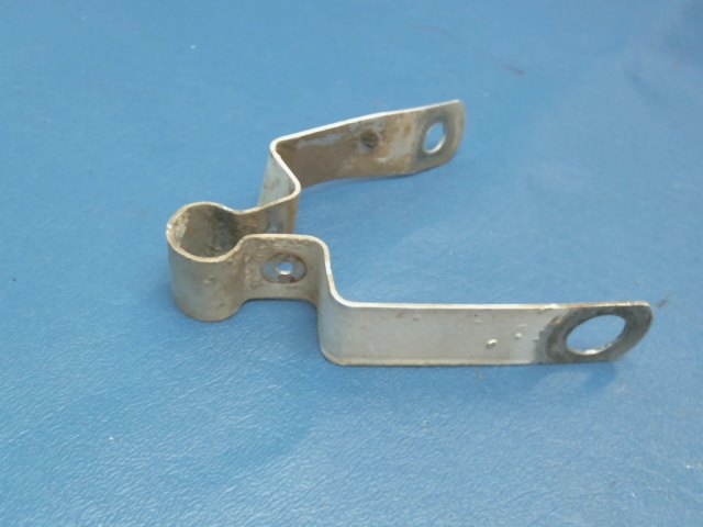 63332-05 Piper - CLIP- Hose