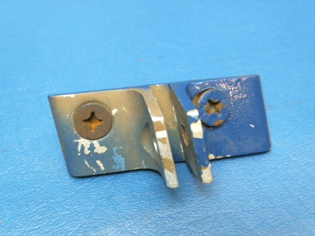 0432005-2 Cessna - FITTING-RH STABILIZER
