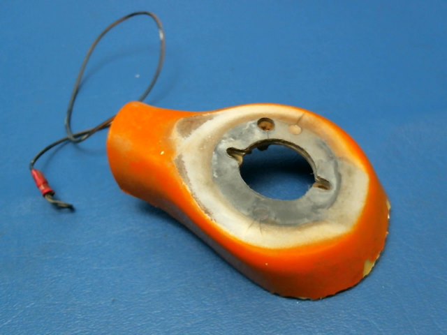 0431017-2 Cessna - PLATE-MOUNTING FLASHING BEACON LIGHT
