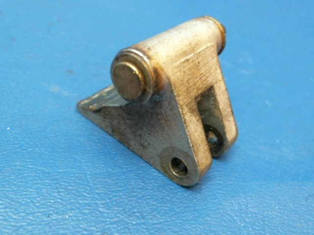 77524-03 Piper - LATCH - Door
