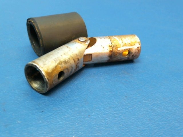 0411257 Cessna - JOINT UNIVERSAL
