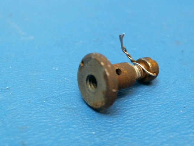 0450258 Cessna - CLAMP PARKING BRAKE