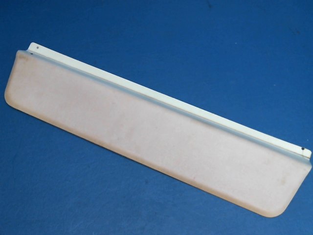 0715047-4 Cessna - TRAY-SHOULDER HARNESS STORAGE