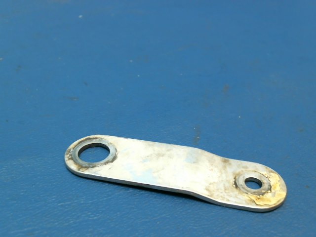 0761202-4 Cessna - LINK ELEVATOR BULKHEAD