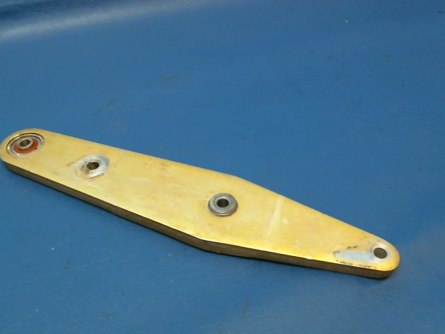 0760675-5 Cessna - BELLCRANK ELEVATOR REAR