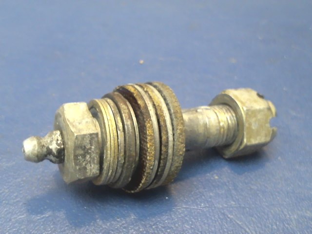 79543-02 Piper - BOLT - Main gear torque link