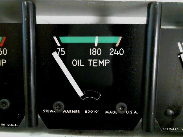 829191 Stewart Warner - GAUGE - OIL TEMP
