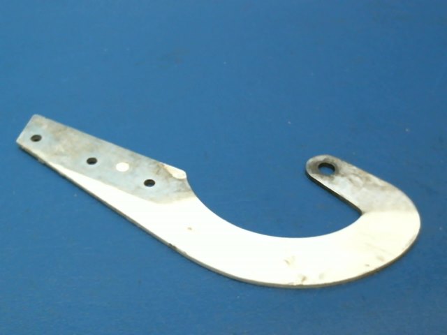 60-410018-1 Beechcraft - HINGE - FWD