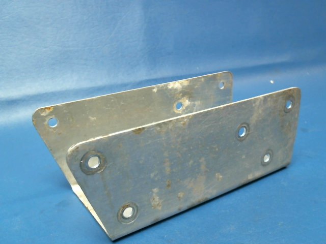 0411286 Cessna - STIFFENER-CONTROL Y BULKHEAD