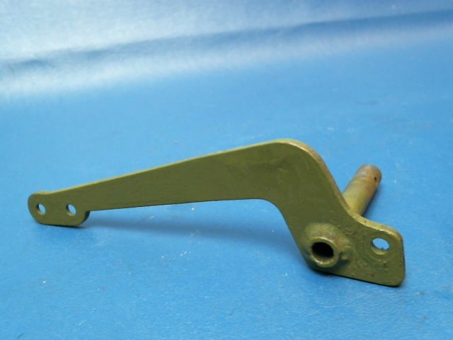 77514-11 Piper - HANDLE - Door latch RH