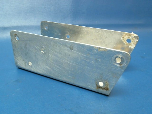 0411286 Cessna - STIFFENER-CONTROL Y BULKHEAD