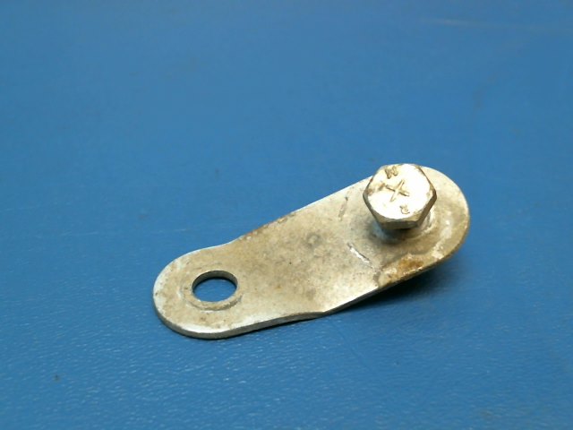 0812272-5 Cessna - LINK SEATBELT-RH AFT