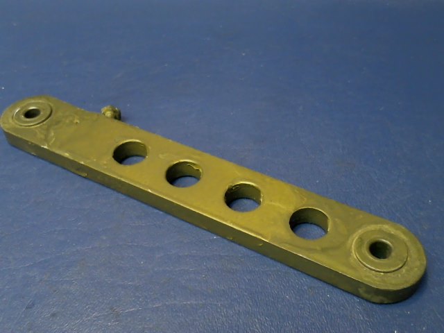 5042020-1 Cessna - DRAG LINK ASSY