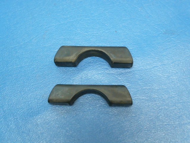 638172 Continental O-470-R - Qty (2) Magneto Drive Rubber Bushings