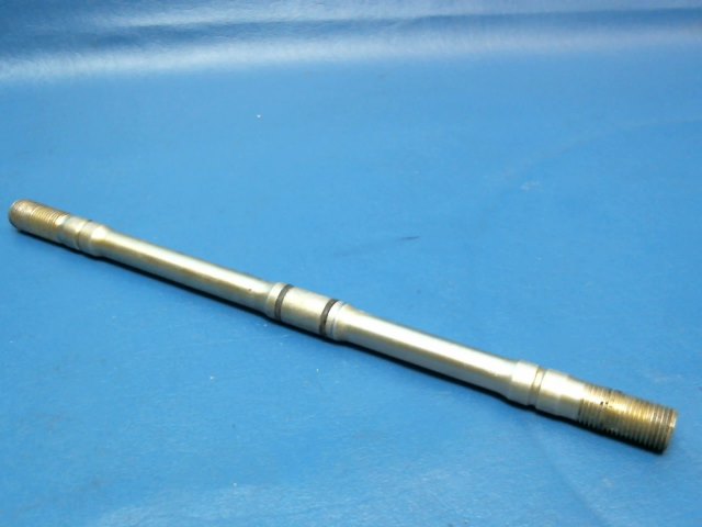 641931-9.81 Continental O-470-R - THRU BOLT-.50-20 X 9.81 LG