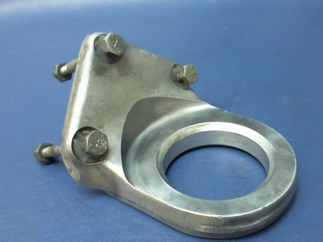 37107-00 Piper - BRACKET - Engine mount