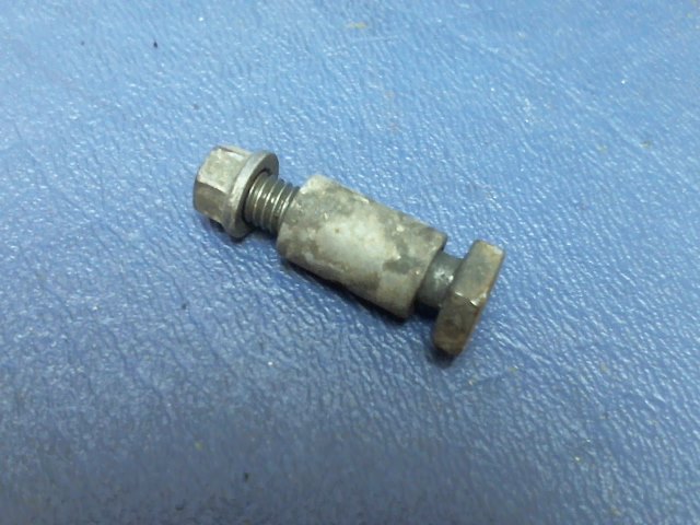 0800186-3 Cessna - Collar - Canister control
